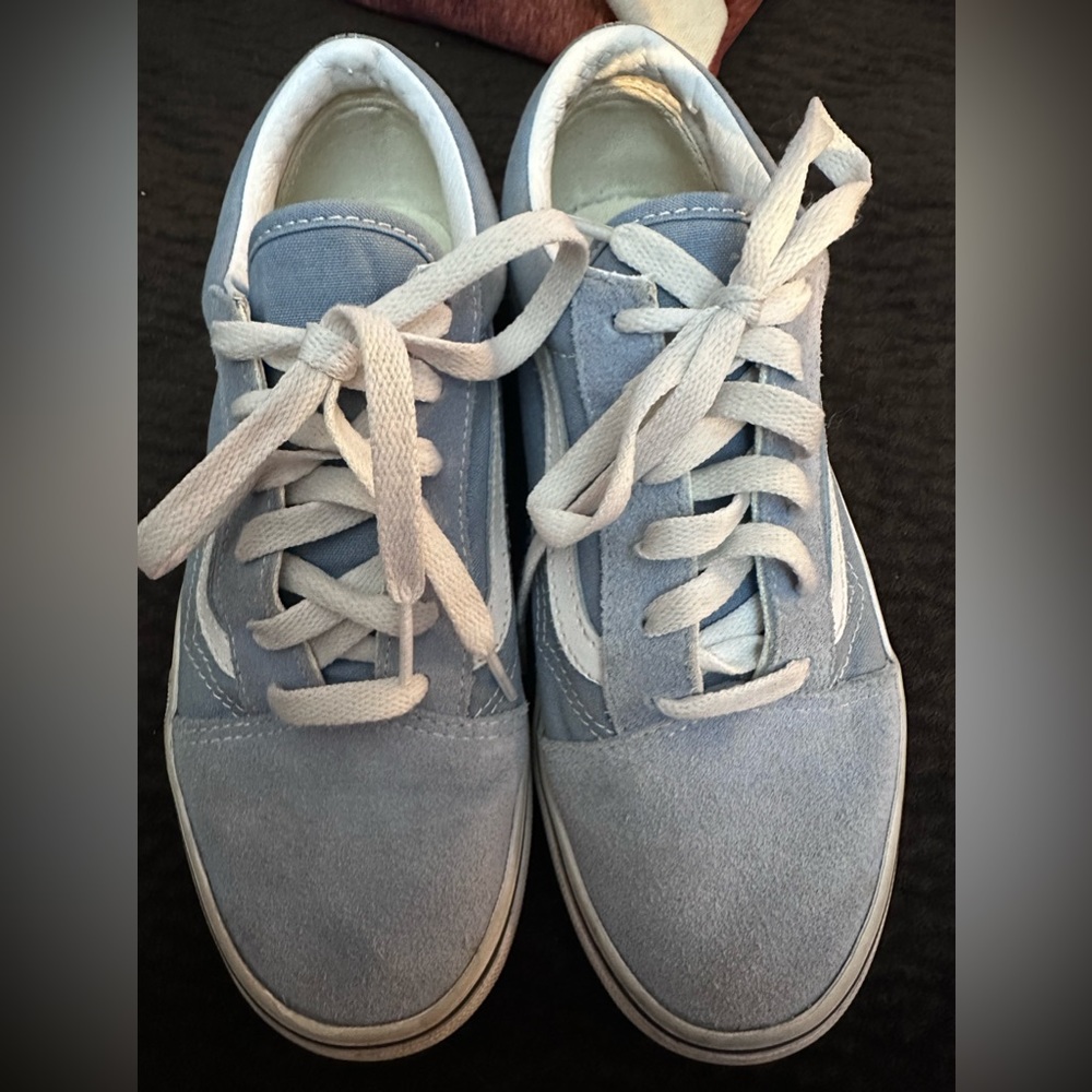 Old skool vans size 5 juniors